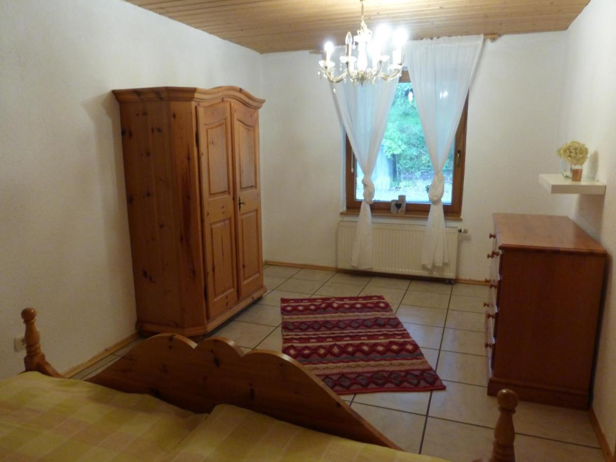 Ferienwohnungen Hof Heiderich Oberzent Exteriör bild
